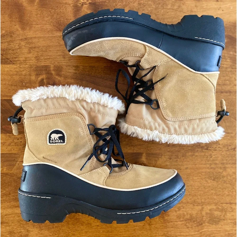 SOREL Tivoli Waterproof Winter Boots Youth 7Y / Women's 8-8.5 Tan Black